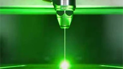 Apakah laser berpandukan air